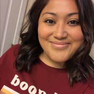 Meet your Posher, Leticia